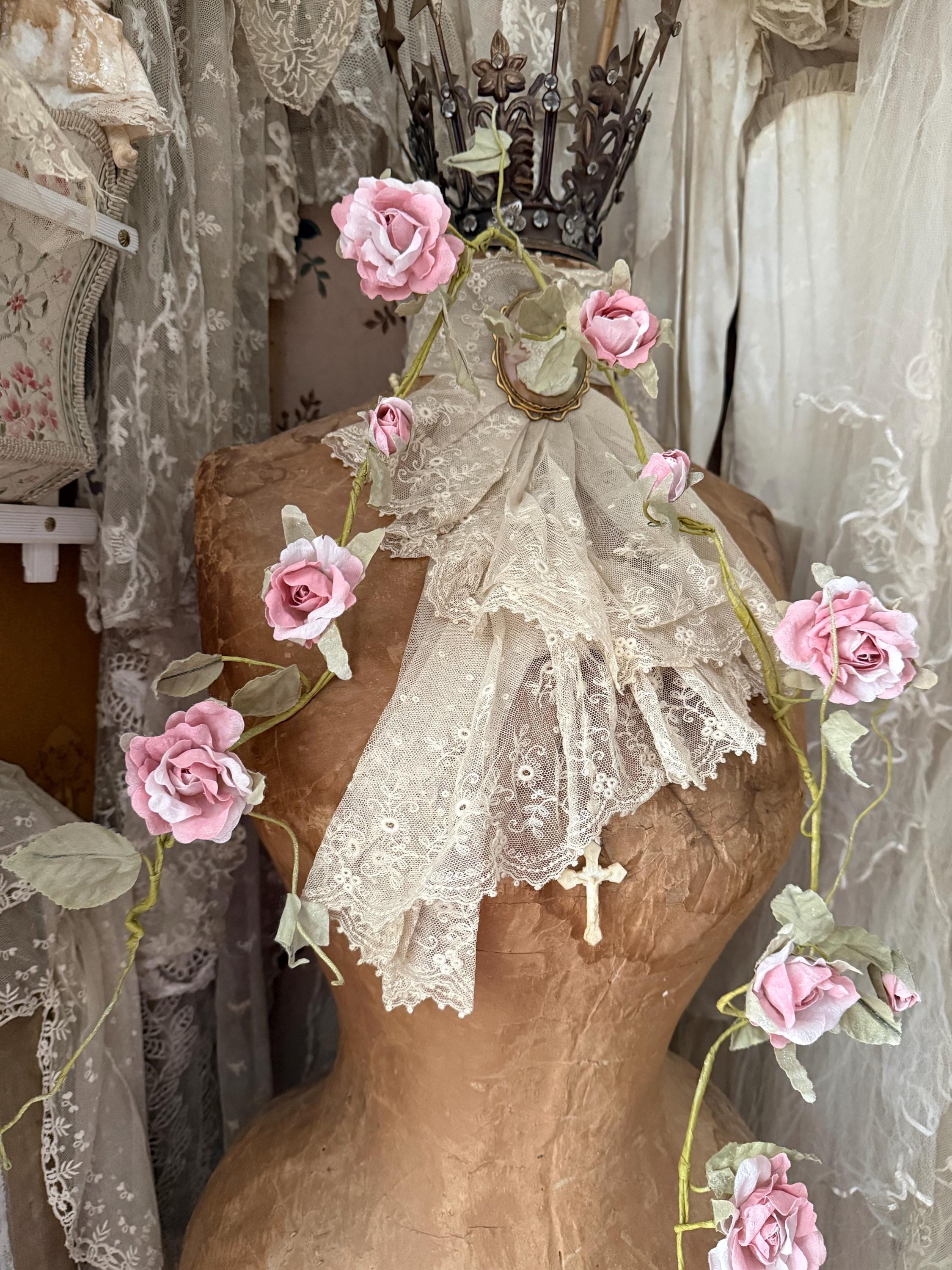 アンティーク雑貨 Romantic Rose Garland. Vintage Style Paper Rose Garland, Cottagecore Decor - Etsy