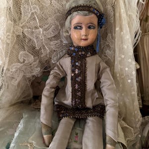 Beautiful Antique 1920s French boudoir doll hand painted face