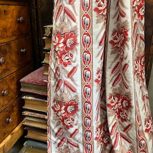 Beautiful nineteenth Century Antique French soft piccotage cotton Fabric Remnant