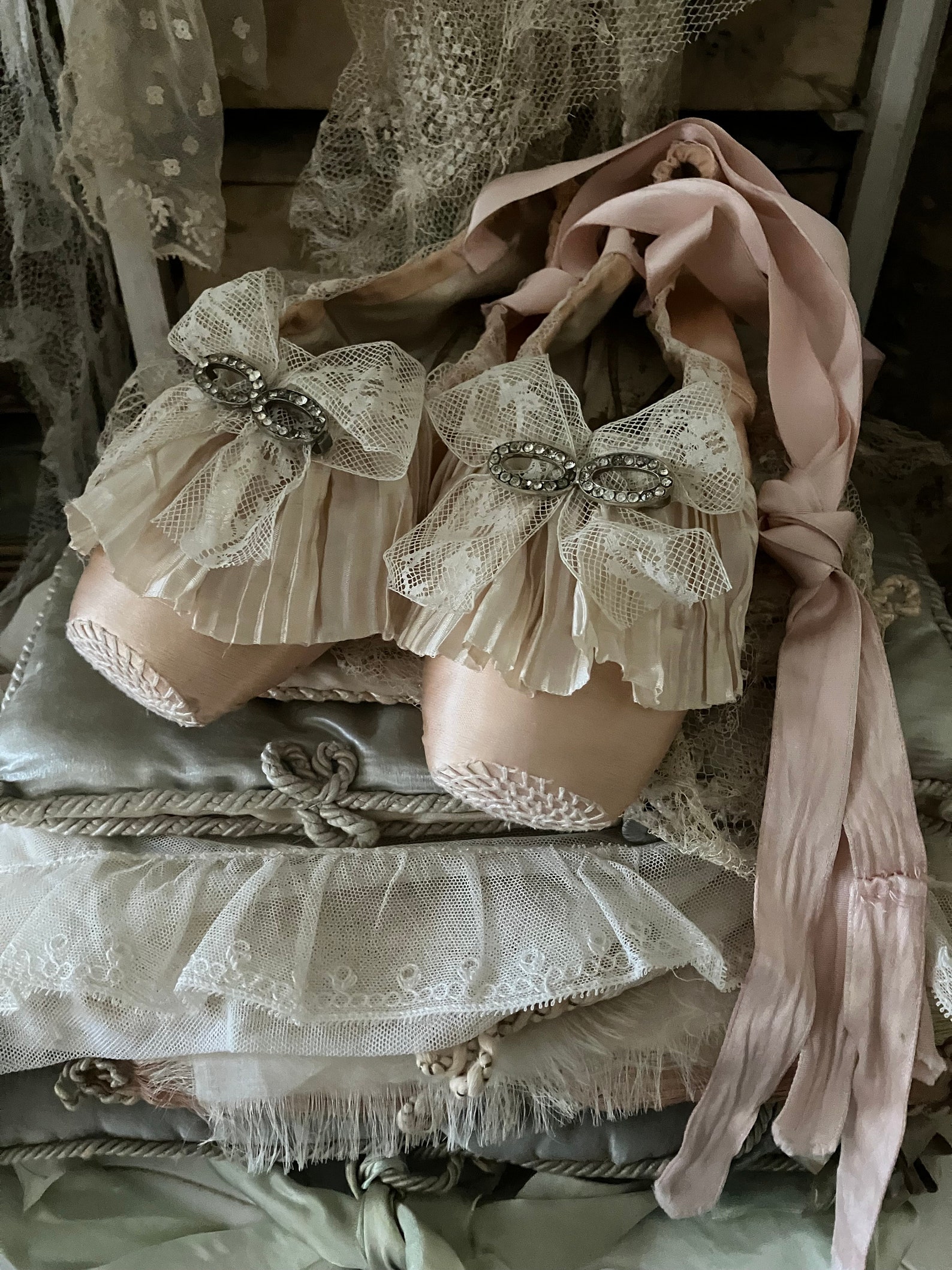 bloch ballet pointe shoes