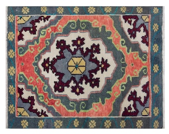 Small" Rug, 2'6" x 2'12" feet /75 x 91 cm,Vintage Rug,Turkish Rug,Abstract design rug,Trend Rug, Muted Colors Rug, Shabby Rug, FREE SHIPPING