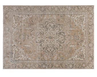 Vintage 138x187 cm Oushak Rug – 60+ yrs Old Handmade Wool Rug – Bohemian & Traditional Caucasian Motifs