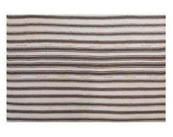 Vintage Minimalist Turkish Kilim Rug 225x330 cm (7.4x10.8 ft) | Handwoven | 60+ Years Old