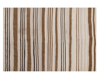 Minimalist Vintage Turkish Kilim Rug 116x165 cm (3.8x5.4 ft) | Handwoven 60+ Years Old