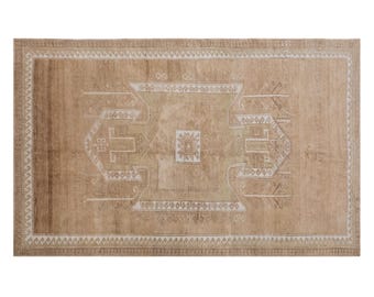 Vintage Oushak Rug 200x320 cm (6'7" x 10'6"), Turkish Handmade Wool, 60+ Years Old Antique Bohemian Rug