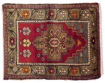 Turkish Nomadic Rug, Rare Toros Mountain Rug, Vintage Rug, 3.4 x 4.3 feet,Area Rug,Oushak Rug,Antique Rug,Oriental Rug,Handmade Rug,Old Rug