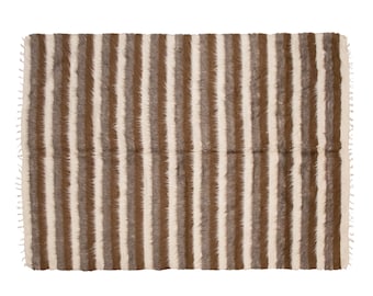 Authentic Vintage Siirt Blanket Rug, 60–70 Years Old – Hand-Spun Wool, Nomadic Craftsmanship – 160x210 cm / 5'3"x6'10" – Warm & Textured