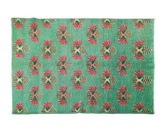 Large Rug, Area Rug, Turkish Rug, Vintage Rug, 4.11 x 7.9 feet, Antique Rug, Oriental Rug, Handmade Rug, Decorative Rug, Oushak Rug,Old Rug