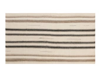 Vintage Turkish Kilim Rug 150x260 cm / 4.9x8.5 ft – 60+ YO Handwoven Flatweave, Minimalist Neutral Design, Modern Living Room or Bedroom Rug