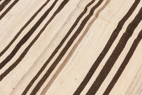 ヴィンテージキリムラグ、手織り平織り、140 x 205 cm / 4.6x6.7