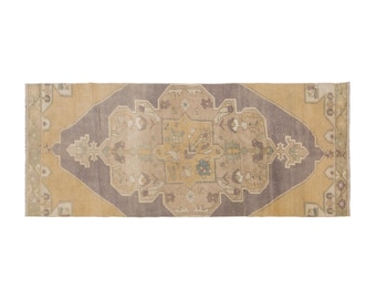 Antique Oushak Runner Rug 2'11" x 7'10" | 88 x 240 cm, Vintage Turkish Hallway Rug, Handwoven Wool, 1960s Muted Color Runner