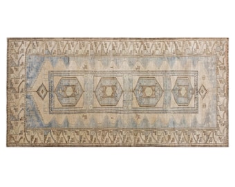 157x315 cm Large Vintage Rug – 5'2" × 10'4" Area Rug – 60+ yrs Old Handmade Oushak Antique Rug – Oversized Old Rug – Turkish Style