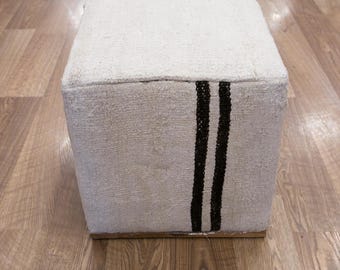 Ottomans,Decorative Bench,Ottoman Bench, Living Room Furniture,Dining Room Furniture,Footstool,Stool,Bench,Furniture,Kilim Covered Bench.