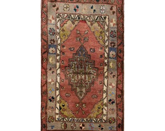 Vintage Turkish Prayer Rug, 3x4.8 ft, 90x145 cm, Handmade Anatolian Wool Rug