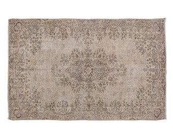 Vintage Rug, Area Rug, Turkish Rug, 5.6 x 9.2 feet, Oushak Rug, Antique Rug, Oriental Rug, Handmade Rug, Decorative Rug, Large Rug, Old Rug