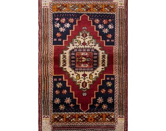 Vintage Turkish Prayer Rug, 2.8x5 ft, 85x151 cm, Handmade Anatolian Wool Rug