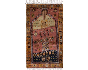 Vintage 100 Years Old Kurdish Prayer Rug, 3x5.4 ft, 92x165 cm, Handmade Anatolian Wool Rug