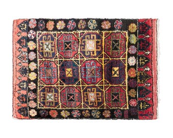 Vintage Konya Mountain Sleeping Carpet, 4.4x5.7 ft, 135x175 cm, 80 Years Old Handwoven Wool Rug