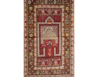 Vintage Turkish Prayer Rug, 3.3x5.2 ft, 100x160 cm, Handmade Anatolian Wool Rug