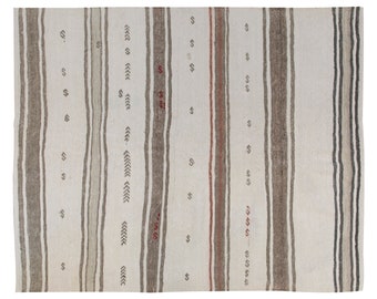 Minimalist" Modern Kilim Rug, Elegant Kilim Rug, 133 x 155 cm ,Striped Design Turkish Kilim Rug, Pale colors Striped Kilim 4'4 x 5'1 feet