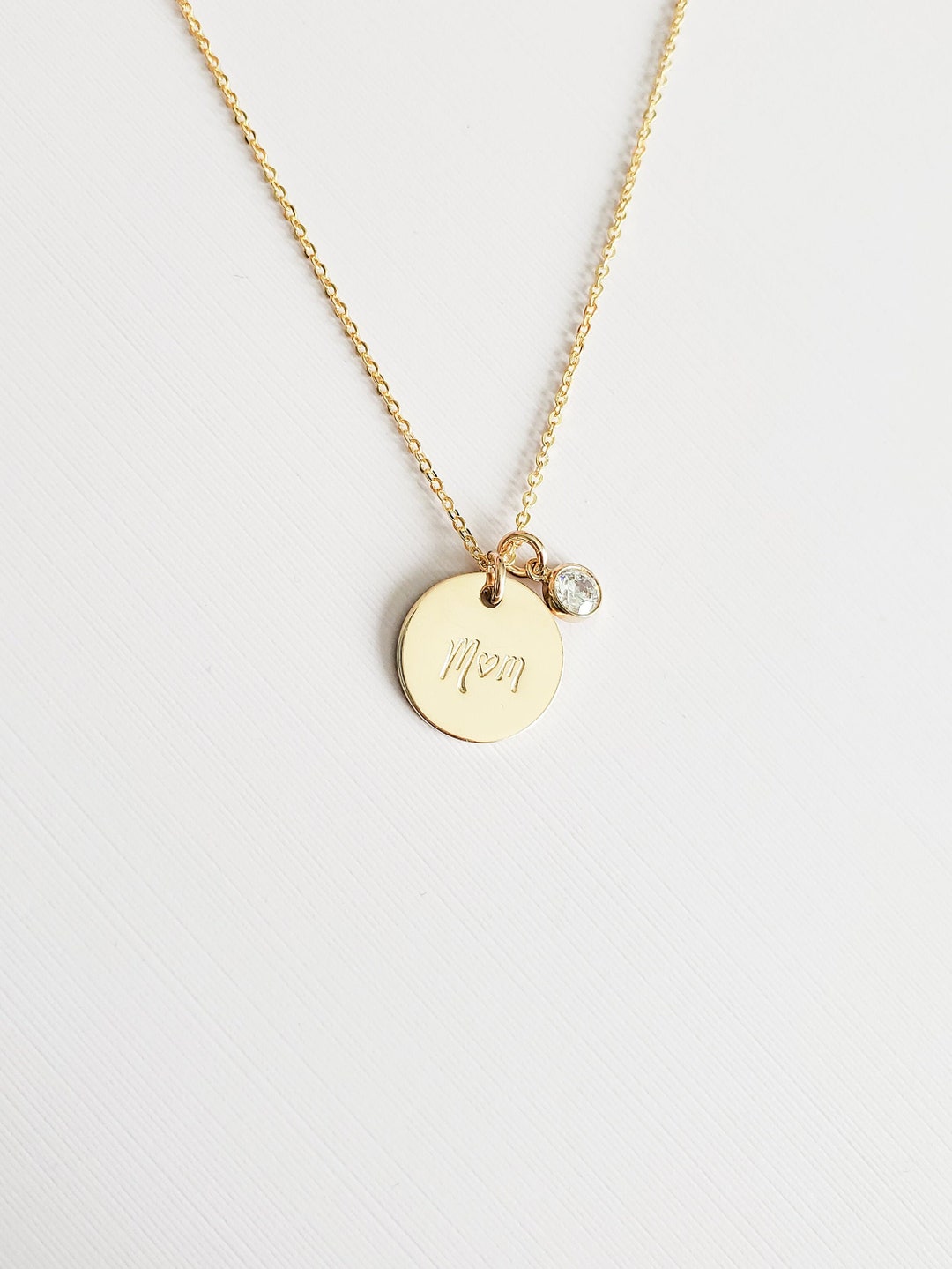 MOM LOVE NECKLACE main image 1