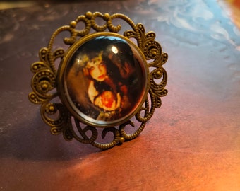 Bague Steampunk bronze "L'Empoisonneuse" originale. Cabochon portrait femme. Bijou romantique gothique / victorienne. Bague ronde réglable.