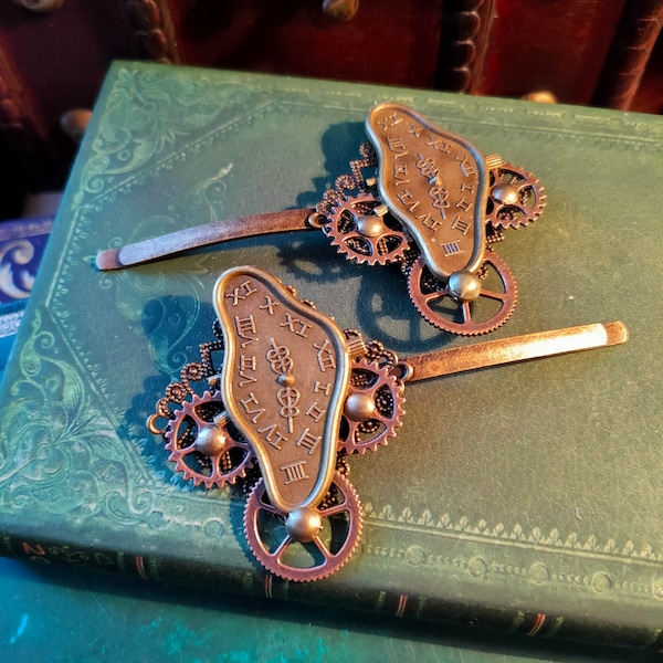 Barrettes "Dali Steamp' " en bronze, cuivre. Accessoire Steampunk. Style Dali. Horloges. Pinces à cheveux. Cadeau original. Pièce unique.
