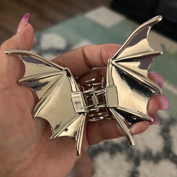 Bat Hair Claw: Metal Gothic Hair Accessory