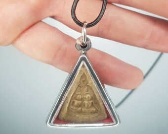 Thai Antique Buddha Pendant/Amulet on Genuine Leather Lobster Clasp Necklace. Buddhist jewelry/Jewellery Buddhism Meditation Lucky Charm.