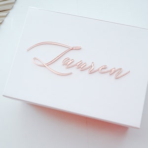 Personalized Luxury Large White Gift Box, Custom Minimalist Aesthetic Bridesmaid Boxes, Large Empty Magnetic Closure Corporate Gifting Box