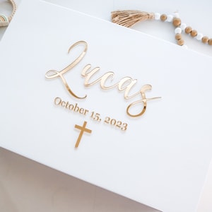 Grande boîte-cadeau magnétique de baptême personnalisée | Boîte souvenir personnalisée Mi Bautizo avec nom acrylique 3D | Première communion | Baptême