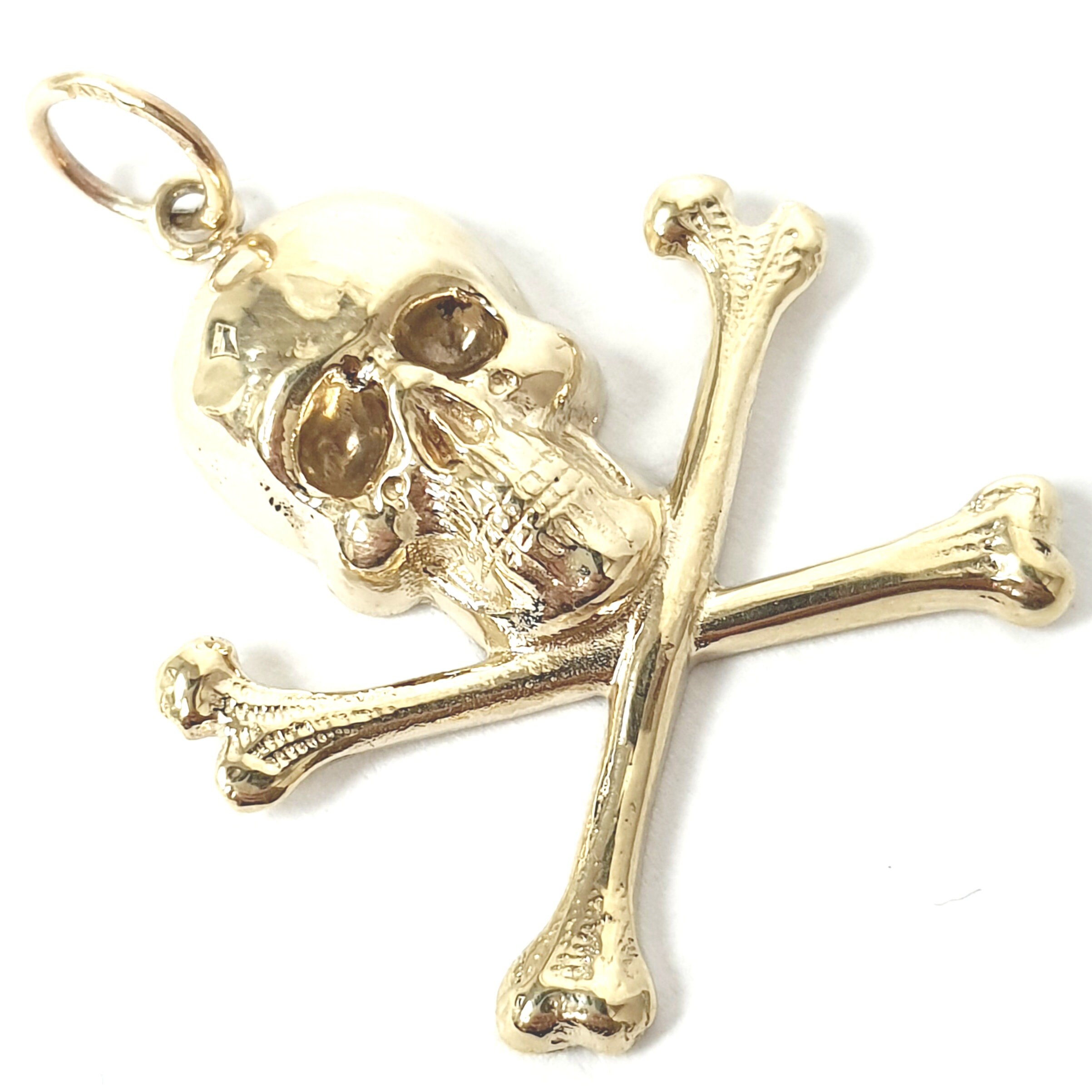 9ct Gold Skull Crossbones Pendant 