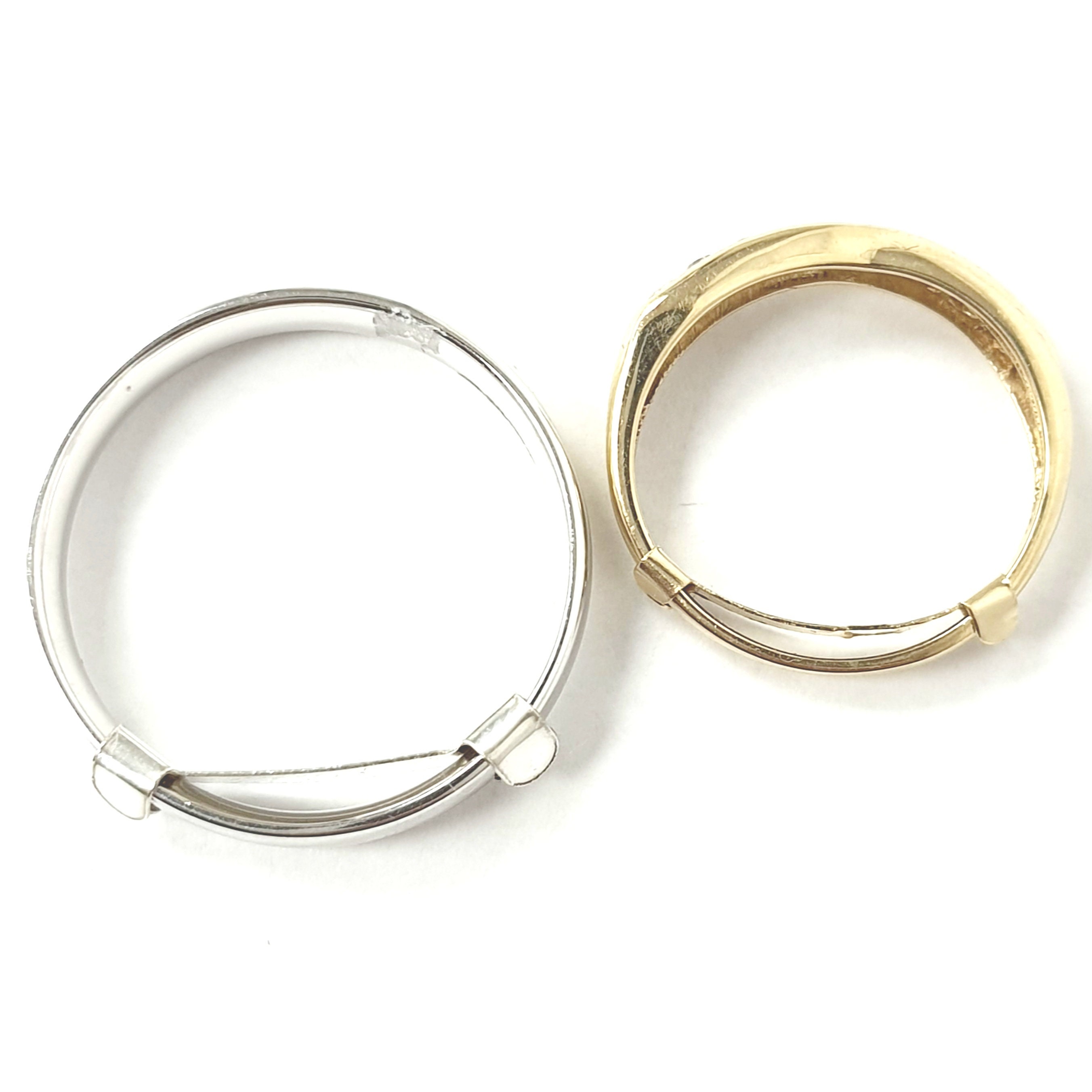 How to Size a Ring Using a Plastic Ring Guard 