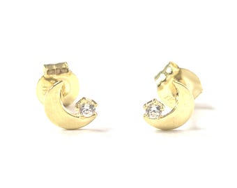 9ct Gold Moon Stud Earrings White Zirconia 5.1mm High 4.1mm Wide 0.4g