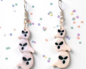 Brincos pendurados de fantasma de Halloween