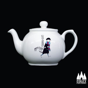 FCF: Burnley - Football flat-cap fan - Fun Illustrated  - ( Inspired ) Tribute - Fine Bone China - Tea Pot