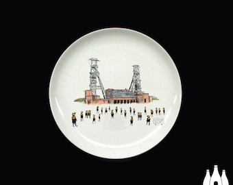 COL: Clipstone Colliery, Nottingham, Coal mine, Illustrated,    - Fine Bone China Plate