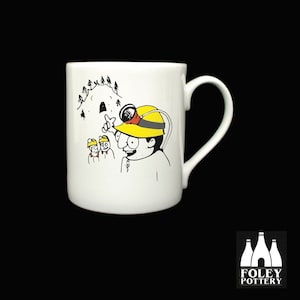 GO: Bergsteigen, Höhlenmalerei, Abenteuer inspiriert illustrierte Tasse aus feinem Porzellan