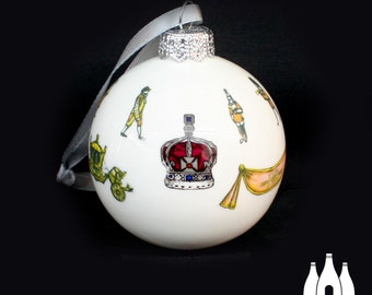 COM: Queen&#39;s Platinum Jubilee  - Buckingham Palace - Crown - Repeat - Fun Illustrated - ( Inspired ) - Tribute - Fine Bone China Bauble