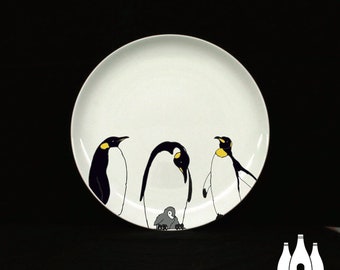 B: Foley Feathered Friends - Penguin - Trio - Illustrated - Fine bone china - Coupe plate