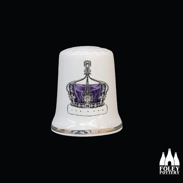 COM: Queens Mary's Crown, The King, Queen Elizabeth, Royal,  Inspired, illustrated, Tribute - Fine Bone China Thimble