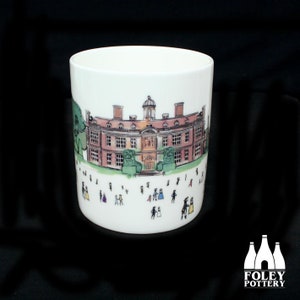 PL: Sudbury Hall - Derbyshire - Inspiriert - ( Illustriert ) - Fine Bone China - Tasse