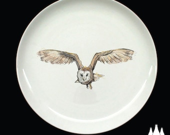 B: Barn Owl, Owl, Bird of prey, Bird, Birds, Wildlife, Nature, inspired, illustrated - Fine bone China Plate