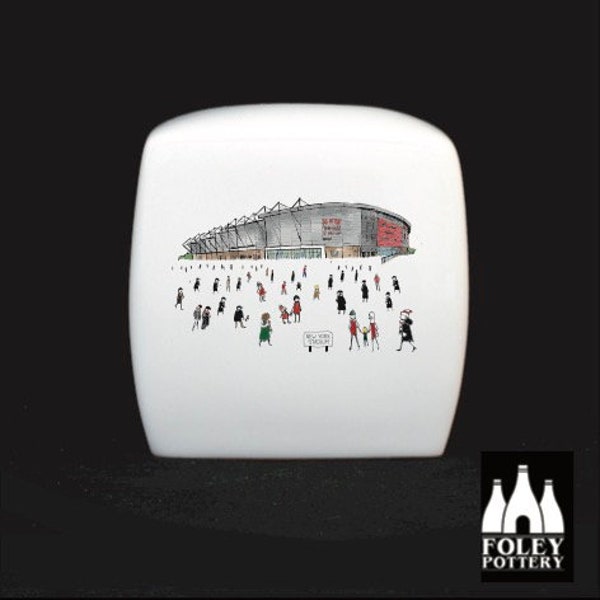 FFG : Rotherham United FC - MatchDay@NewYork - Stade - Illustrations - Inspiré - Hommage - Porcelaine fine - Tirelire cubique