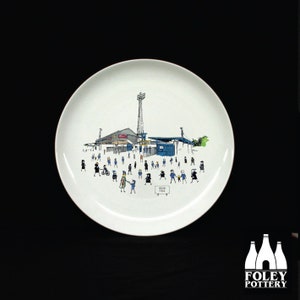 FFG: Cardiff City FC - MatchDay@NinianPark - Stadium - Illustrated - Inspired - Tribute - Fine Bone China - Coupe Plate