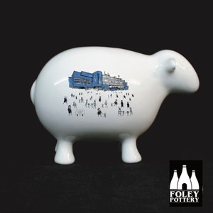 FFG: Queens Park Rangers FC - MatchDay@LoftusRoad - Stadium - Illustrated - Tribute - Sheep Money Box