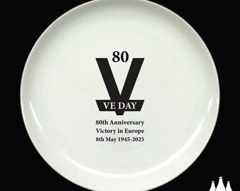 COM: Victory in Europe Day (VE Day) - 80th Anniversary - Illustrated -  - (  ) - Fine bone China Plate
