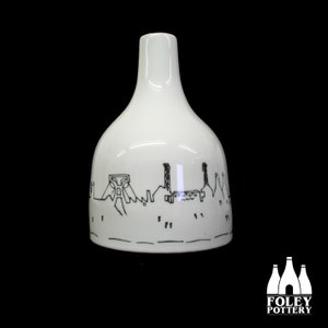 BK: Skyline, Stoke On Trent, Bottle Kiln, Bottle Oven, Illustrated, Fine Bone China, Pottery Vase