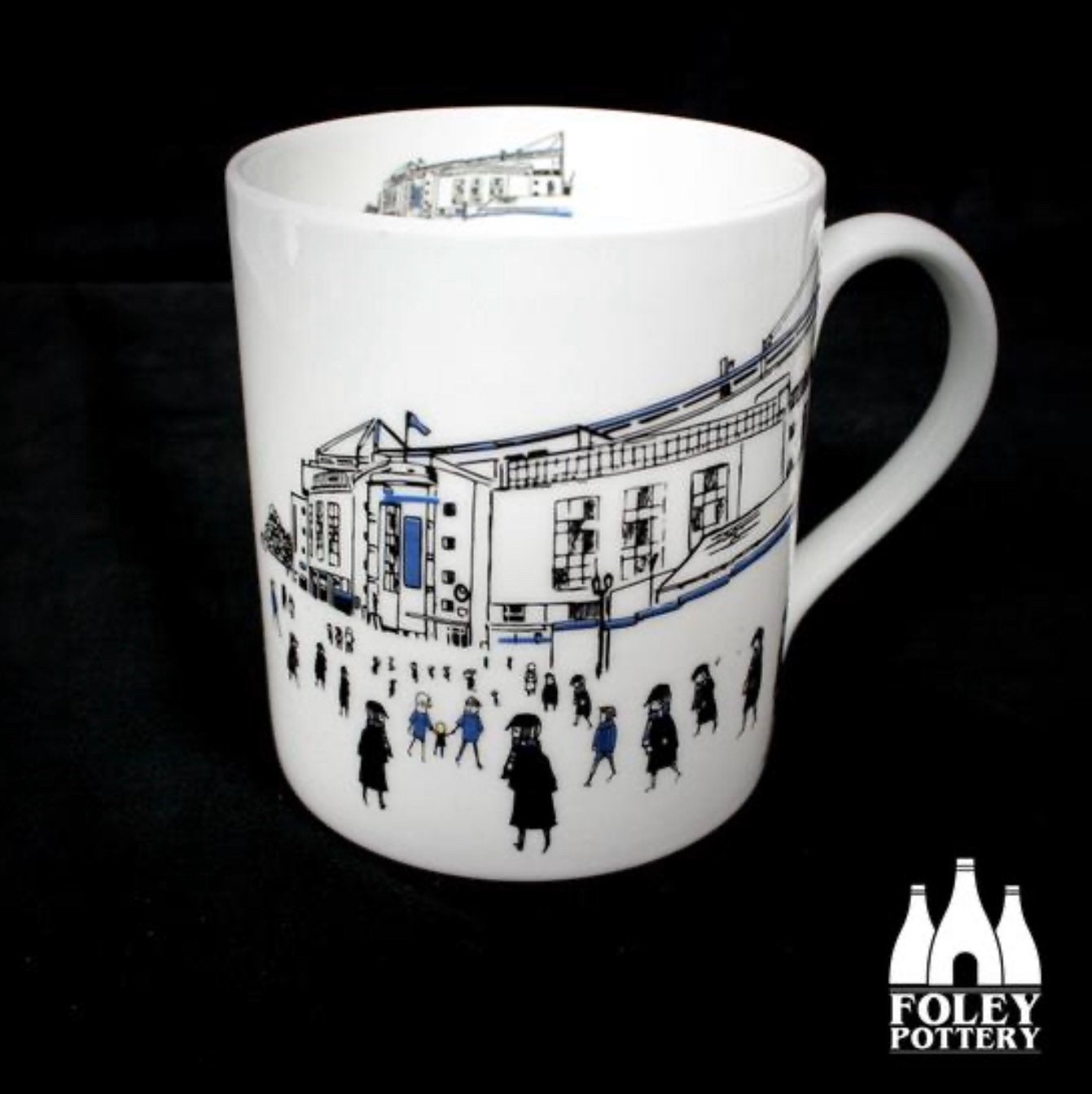 Chelsea FC - Taza Diseño Halftone (Azul/Blanco) | Bodega Aurrera En Línea