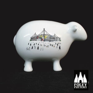 FFG: Preston North End FC - MatchDay@DeepdaleStadium - Tribute - Fine Bone china - Sheep - Money Box